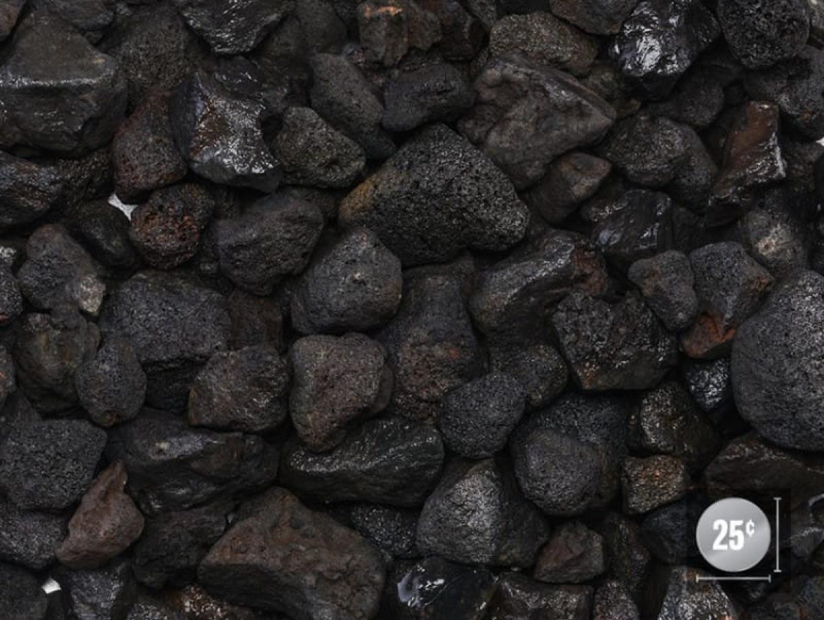Black Lava (5/8 - 2 in)