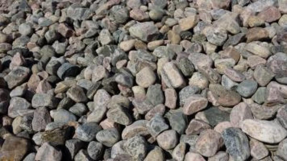 5"+ River Rock